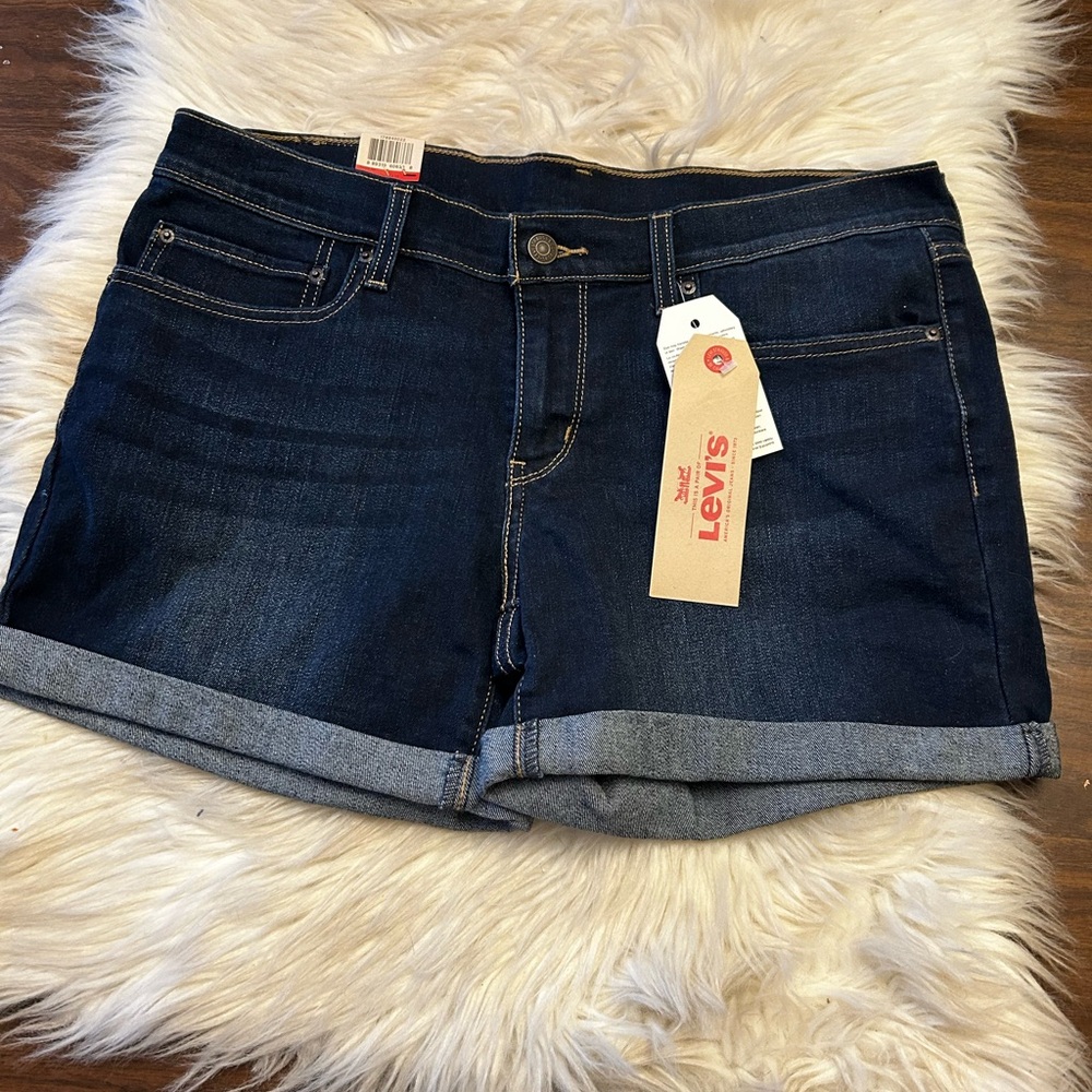 NWT LEVI’S Mid-Length Dark Wash Jean Shorts - Picture 2 of 14